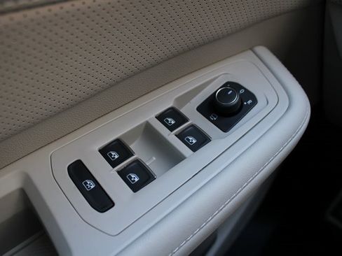 New 2026 Volkswagen Atlas SEL Premium R-Line image 15