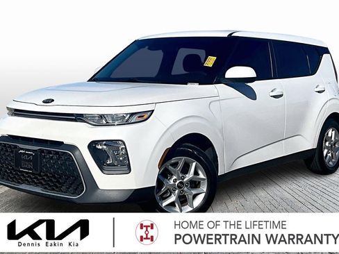 Used 2020 Kia Soul S image 1