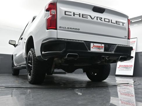 Used 2021 Chevrolet Silverado 1500 LT Trail Boss image 36