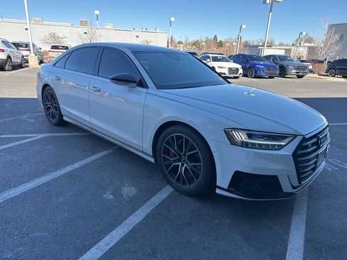 Used 2020 Audi S8 L w/ Full Leather Package image 3