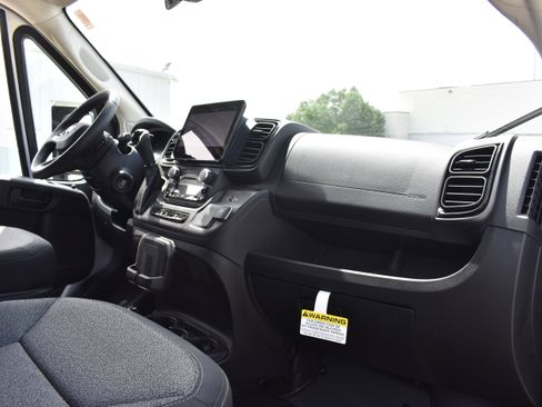 New 2026 RAM ProMaster 2500 w/ Premium Convenience Group FWD image 32