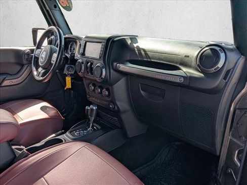 Used 2018 Jeep Wrangler Unlimited Sport S AWD/4WD image 20
