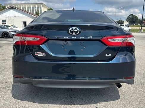 Used 2020 Toyota Camry LE FWD image 4