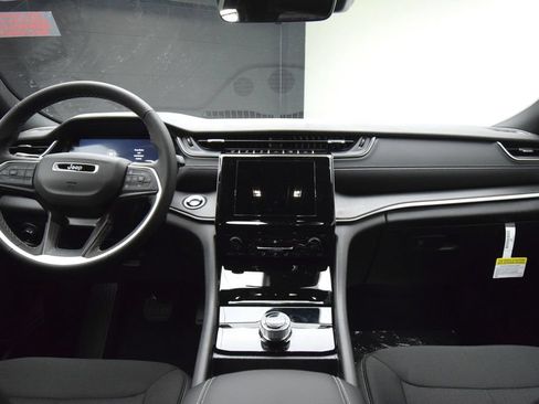 New 2026 Jeep Grand Cherokee L Laredo AWD/4WD image 37