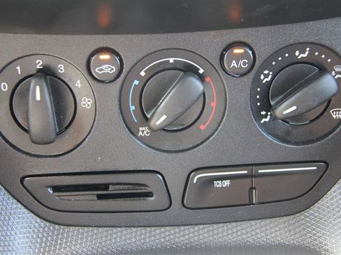 Used 2014 Ford Transit Connect XL FWD image 30