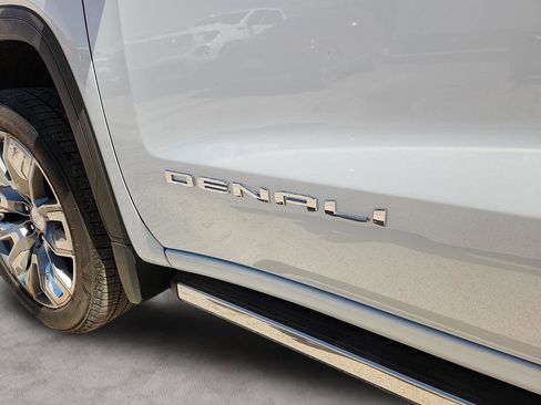 New 2026 GMC Sierra 1500 Denali image 11