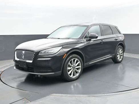 Used 2022 Lincoln Corsair AWD w/ Premium Package image 2
