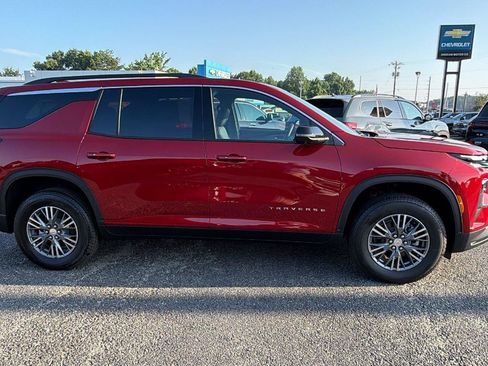 New 2026 Chevrolet Traverse LT w/ Driver Confidence Package FWD image 5