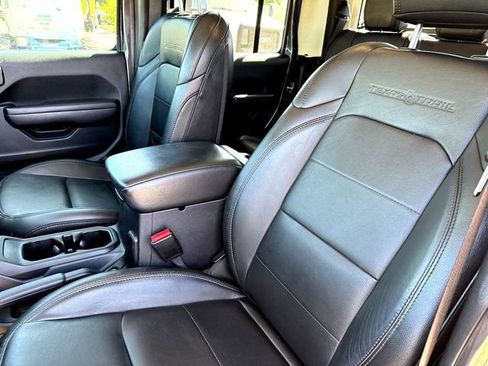 Used 2021 Jeep Gladiator Sport AWD/4WD image 10
