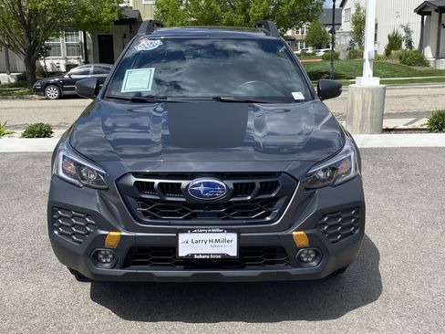 Certified 2025 Subaru Outback Wilderness AWD/4WD image 9