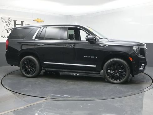Used 2023 GMC Yukon SLT w/ SLT Premium Package AWD/4WD image 51