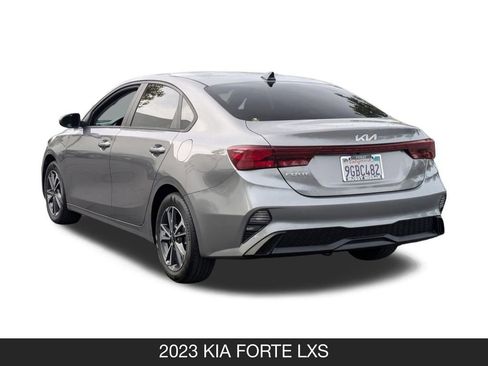 Used 2023 Kia Forte LXS image 7