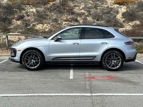 New 2025 Porsche Macan image 2