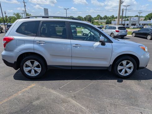 Used 2016 Subaru Forester 2.5i Premium AWD/4WD image 8