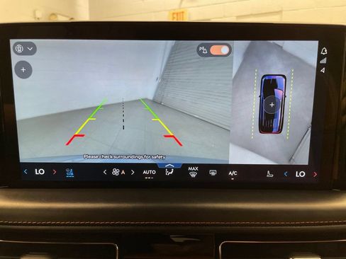 Used 2025 Lincoln Aviator Black Label AWD/4WD image 15