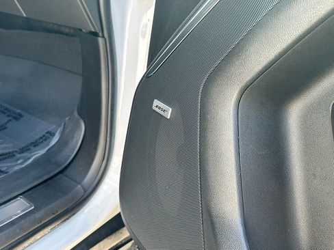 Used 2022 GMC Yukon Denali image 40