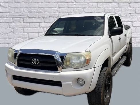 Used 2006 Toyota Tacoma PreRunner RWD image 1