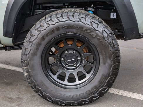 Used 2023 Toyota Tacoma TRD Off-Road AWD/4WD image 26