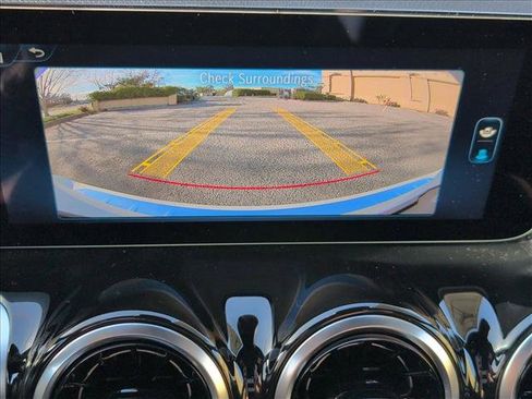 New 2026 Mercedes-Benz GLB 250 image 13