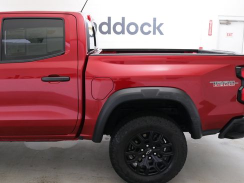 Used 2024 Chevrolet Colorado Trail Boss w/ Technology Package image 5