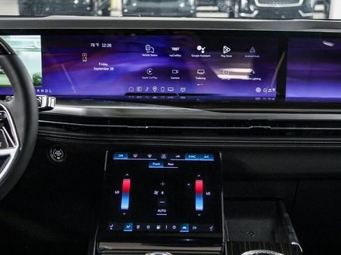 Used 2026 Cadillac Escalade Luxury image 14