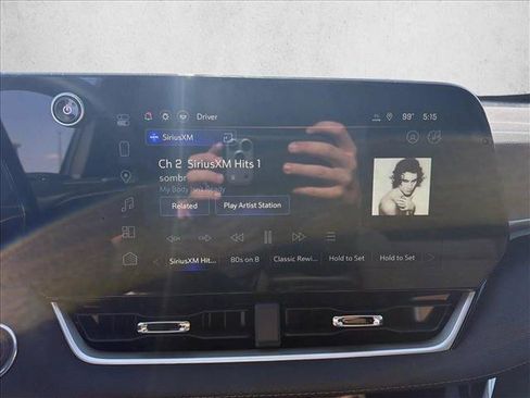 Used 2026 Chevrolet Equinox LT FWD image 13