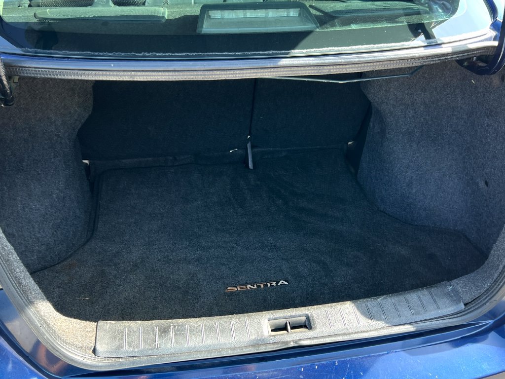 Used 2017 Nissan Sentra S FWD image 17