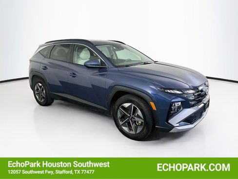 Used 2025 Hyundai Tucson SEL FWD image 1