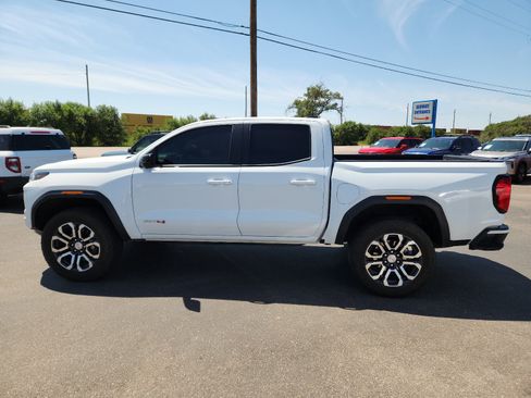 Used 2023 GMC Canyon AT4 w/ AT4 Premium Package image 2