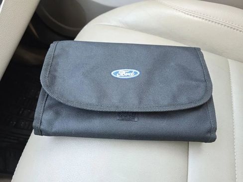 Used 2016 Ford Escape Titanium AWD/4WD image 38