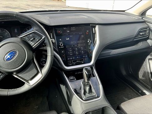 Used 2024 Subaru Outback Premium AWD/4WD image 18