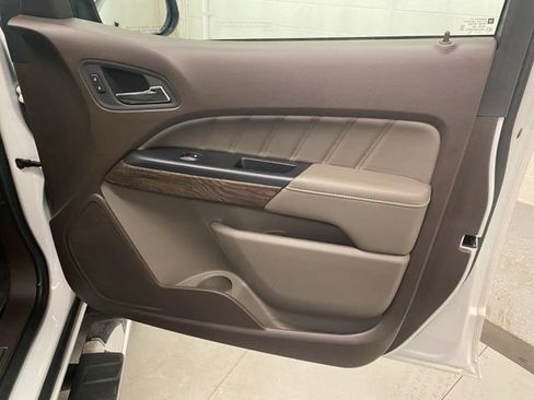 Used 2022 GMC Canyon Denali AWD/4WD image 25
