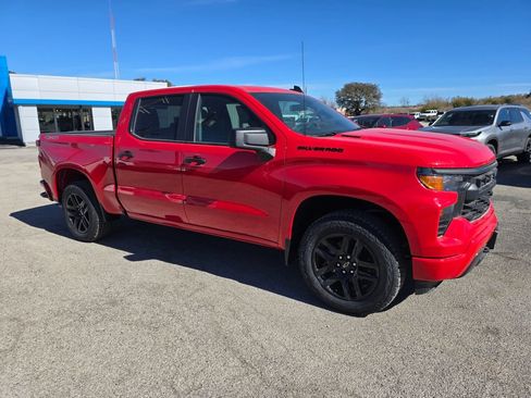 New 2026 Chevrolet Silverado 1500 Custom w/ LPO, Dark Essentials Package AWD/4WD image 5