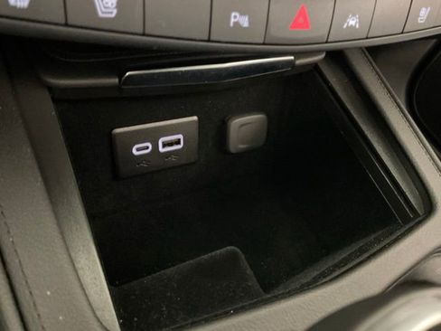 Used 2025 Cadillac XT4 Sport image 20