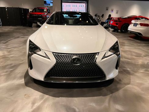 Used 2018 Lexus LC 500 Coupe w/ Sport Package image 8