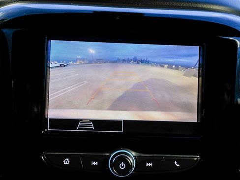 Used 2023 Chevrolet Traverse LT FWD image 26