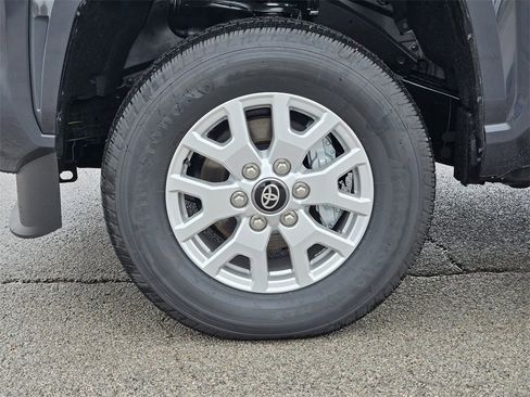 New 2025 Toyota Tacoma SR5 w/ Blackout Package (GST) image 9