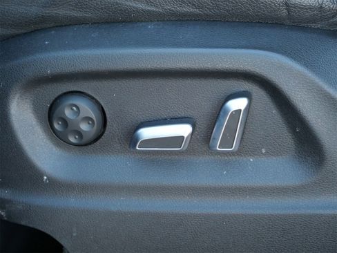 Used 2015 Audi Q5 3.0T Premium Plus w/ Technology Package image 10