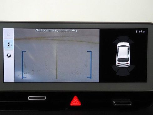 Used 2024 Hyundai Ioniq 5 SEL image 28