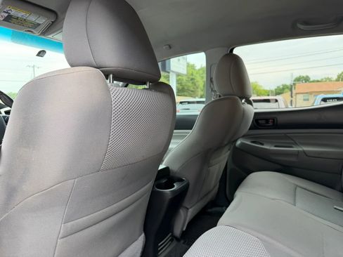 Used 2014 Toyota Tacoma 4x4 Double Cab w/ TRD Off-Road Package image 24