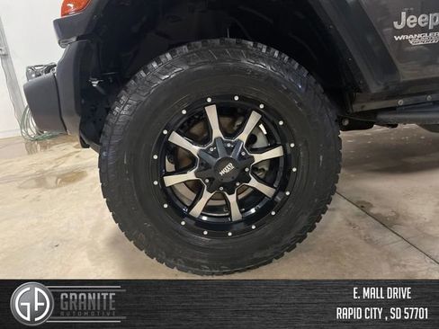 Used 2020 Jeep Wrangler Unlimited Sport S AWD/4WD image 25