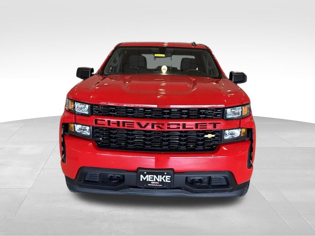 Used 2020 Chevrolet Silverado 1500 Custom w/ Custom Value Package AWD/4WD image 2