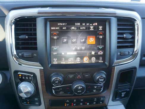 Used 2017 RAM 1500 Laramie w/ Convenience Group image 22