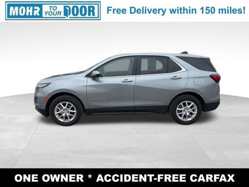 Used 2023 Chevrolet Equinox LT image 2