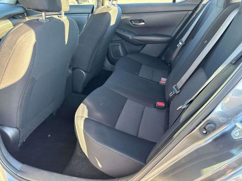 Used 2023 Nissan Sentra SV image 9