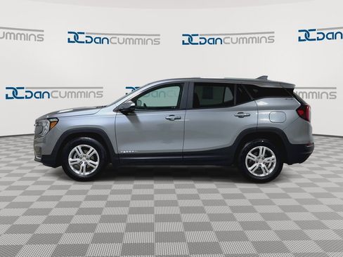 Used 2024 GMC Terrain SLE FWD image 5