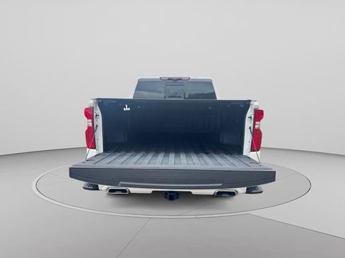 Used 2024 Chevrolet Silverado 1500 High Country AWD/4WD image 19