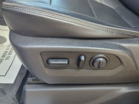 Used 2019 Chevrolet Silverado 1500 High Country AWD/4WD image 22