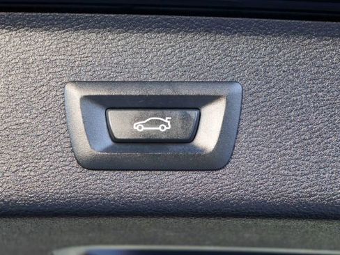 Used 2017 BMW X3 xDrive28i image 24