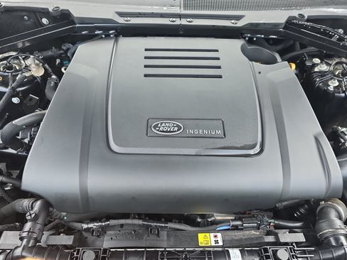 Certified 2025 Land Rover Defender 110 S AWD/4WD image 30